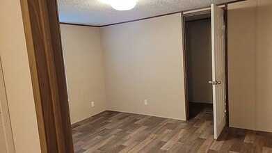 15301 US-54 in Goddard, KS - Building Photo - Building Photo