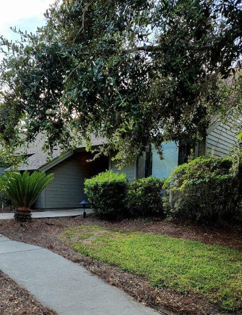 60 Carnoustie Rd in Hilton Head Island, SC - Building Photo - Building Photo