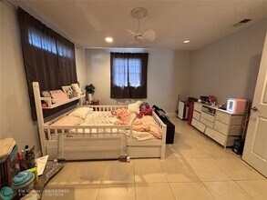 2910 NW 6th Ct in Fort Lauderdale, FL - Building Photo - Building Photo