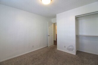 6809 W Kennewick Ave in Kennewick, WA - Building Photo - Building Photo