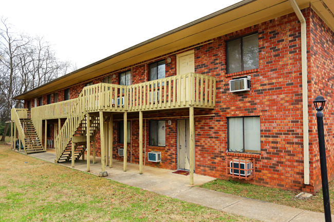 Biltmore Place Apartments in Huntsville, AL - Building Photo - Building Photo