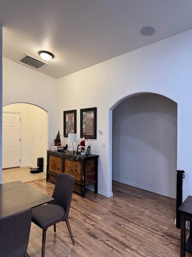 3042 SW Indian Pl in Redmond, OR - Building Photo - Building Photo