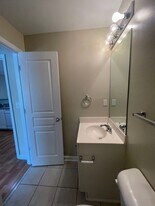 1106 Tree Top Way in Knoxville, TN - Building Photo