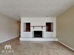 4435 Algernon Dr in Spring, TX - Foto de edificio - Building Photo