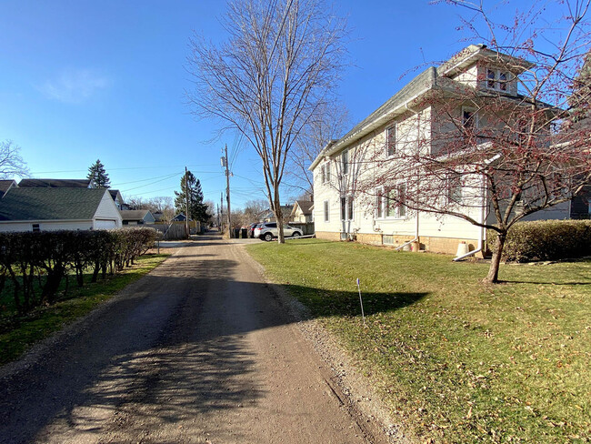 15 12th Ave NW, Unit 3 in Rochester, MN - Foto de edificio - Building Photo