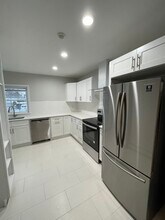 19 Rose St, Unit 19#3 in North Providence, RI - Building Photo - Building Photo