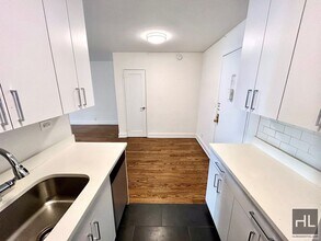 East 89 Street in New York, NY - Building Photo - Building Photo