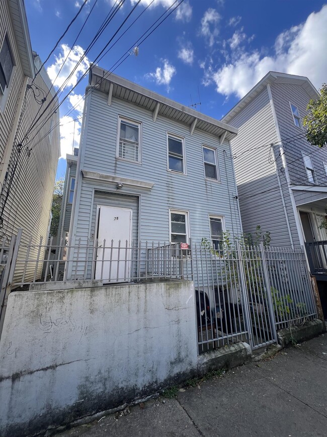 78 16th Ave in Paterson, NJ - Building Photo - Building Photo