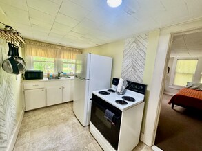 251 Byrd Ave in Philadelphia, MS - Building Photo - Building Photo