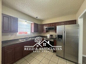6004 Hickory Cove in Memphis, TN - Building Photo - Building Photo