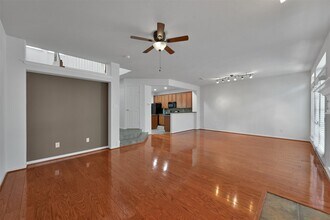 115 E Greenhill Terrace Pl in Spring, TX - Building Photo - Building Photo
