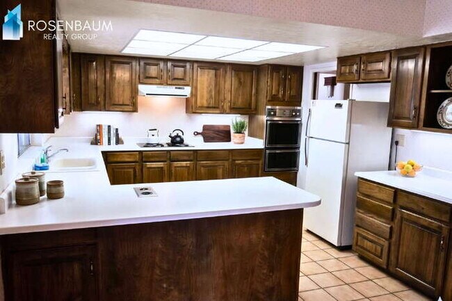 10442 W Avalon Dr in Avondale, AZ - Building Photo - Building Photo