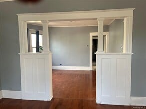 107 Smith St in Poughkeepsie, NY - Building Photo - Building Photo