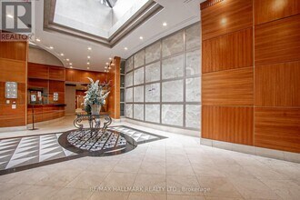 155 Beecroft Rd in Toronto, ON - Building Photo - Building Photo