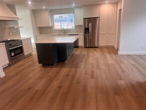 4726 Ivanhoe St in Houston, TX - Building Photo - Building Photo