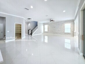 28892 Perilli Pl in Zephyrhills, FL - Building Photo - Building Photo