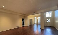 4560 Bentley Dr in Plano, TX - Foto de edificio - Building Photo