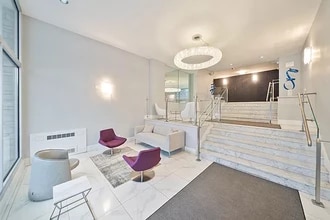 Hamilton Weehawken Residences: Where Luxury Meets in Weehawken, NJ - Foto de edificio - Building Photo