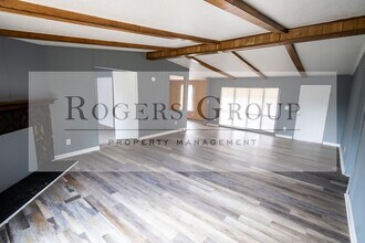 2390 Hicksboro Rd in Henderson, NC - Building Photo - Building Photo