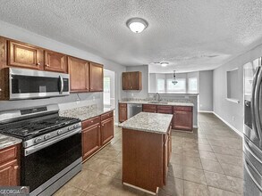 2053 Reflective Waters Rd in Villa Rica, GA - Building Photo - Building Photo