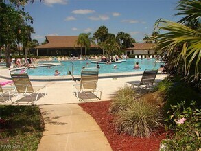 4210 Looking Glass Ln in Naples, FL - Building Photo - Building Photo
