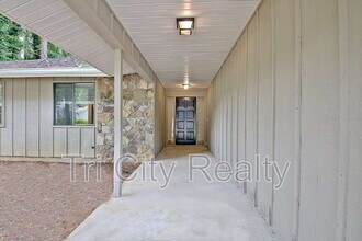 107 Gelding Garth in Peachtree City, GA - Building Photo - Building Photo