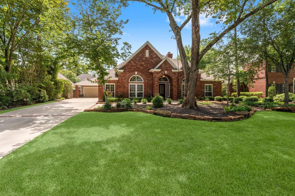 165 W Shadowpoint Cir in Spring, TX - Building Photo