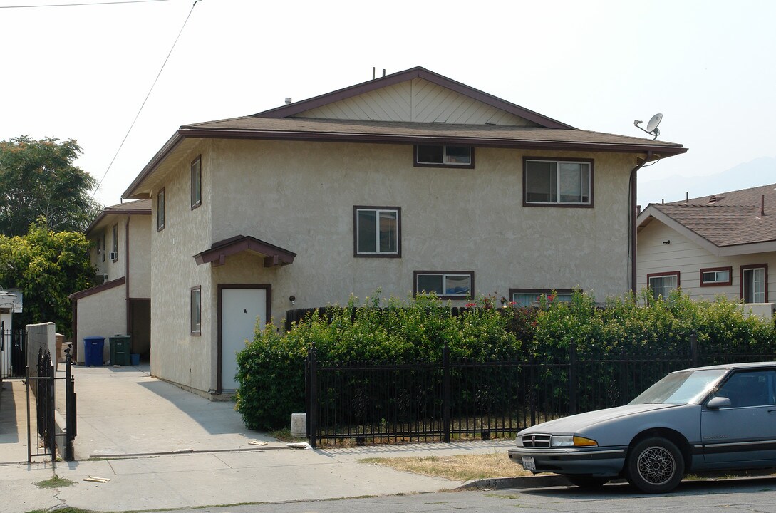 345 Clay St in Fillmore, CA - Building Photo