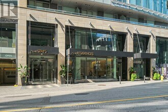 101-101 Queen St in Ottawa, ON - Building Photo - Building Photo