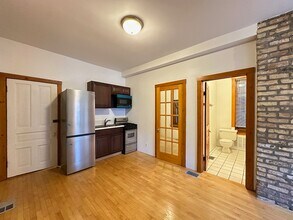 1435 N Bosworth Ave, Unit M05H in Chicago, IL - Building Photo - Building Photo