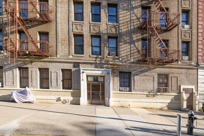 515 W 170th St in New York, NY - Building Photo - Building Photo