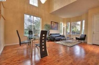 228 Sweet Rd in Alameda, CA - Building Photo - Building Photo