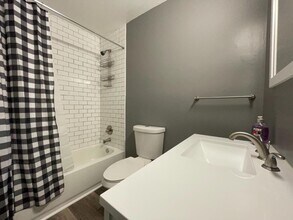 908 S Josephine Boyd St in Greensboro, NC - Building Photo - Building Photo