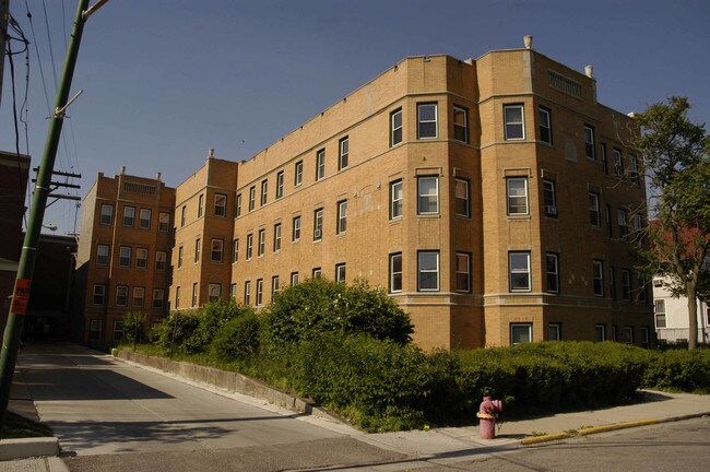 The Nethergreen in Chicago, IL - Building Photo - Building Photo