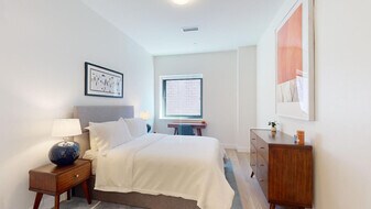 1055 Commonwealth Ave, Unit T-12 in Boston, MA - Building Photo