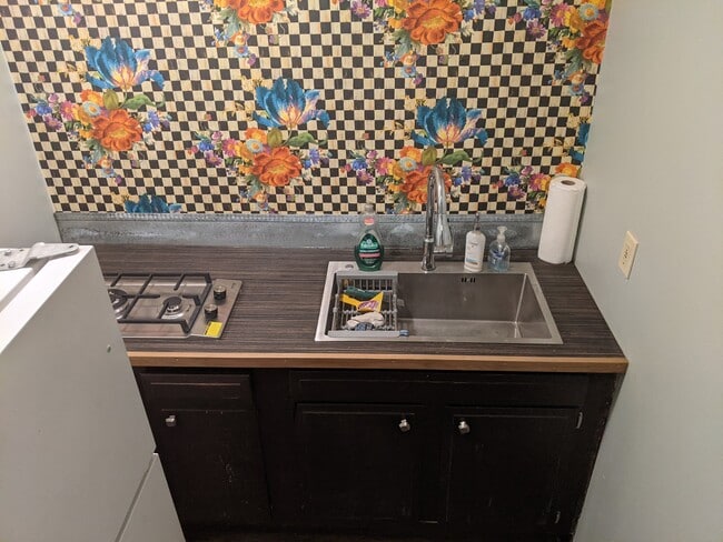 60 N Main St, Unit 58 204 in Three Rivers, MI - Building Photo - Building Photo