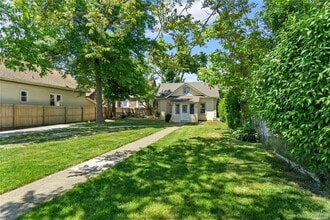 45 Dehnhoff Ave in Freeport, NY - Building Photo - Building Photo