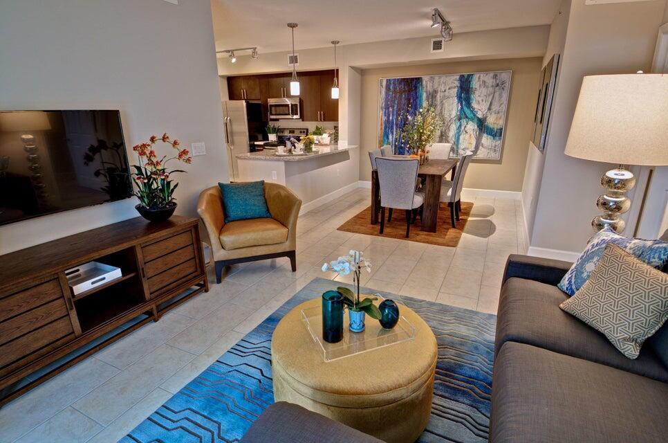 8129 Tumblestone Ct in Delray Beach, FL - Building Photo