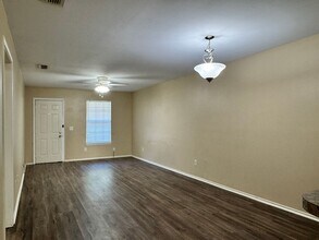 16011 Echo Glen Dr in Tyler, TX - Building Photo - Building Photo
