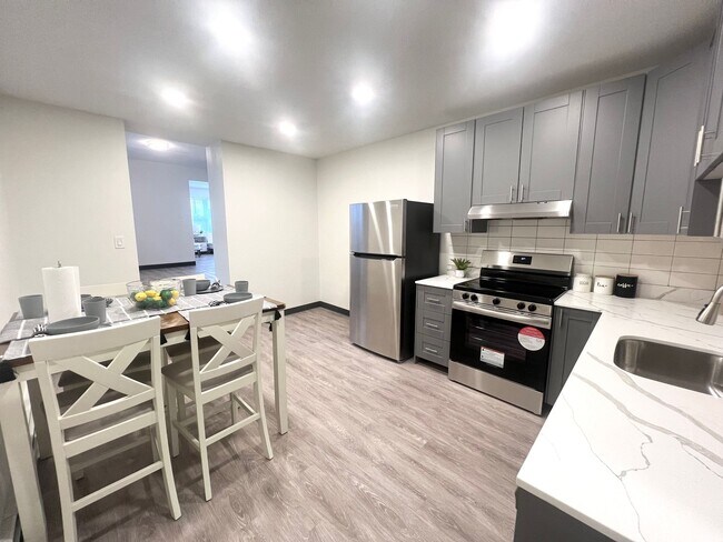 Newly Renovated Apartments Steps Away From... in Rochester, MN - Building Photo - Building Photo