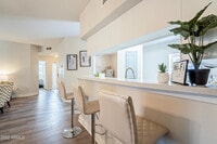 600 Grove Pky photo'