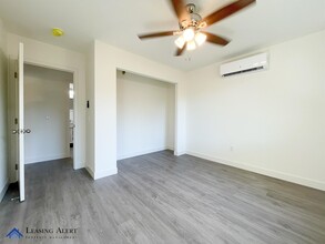 1408 Mountain View St in San Fernando, CA - Building Photo - Building Photo