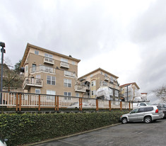 Hilltop Condominiums At Uptown Apartamentos