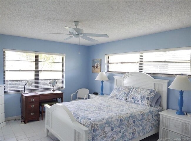 property at 5211 SE Sea Island Way