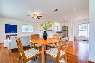 2505 Riddle Rd in Austin, TX - Building Photo - Building Photo