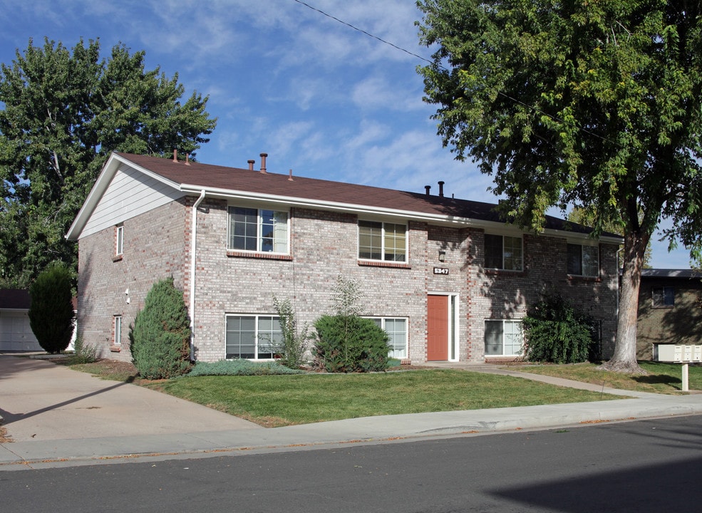 5347 South Fox Street in Littleton, CO - Foto de edificio
