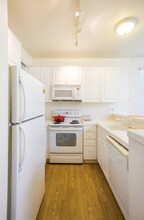 20341 Bluffside Cir, Unit #101 in Huntington Beach, CA - Building Photo - Building Photo