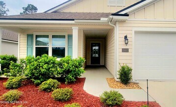 7882 Island Fox Rd in Jacksonville, FL - Building Photo - Building Photo