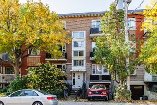 2110 Beaconsfield Av in Montréal, QC - Building Photo