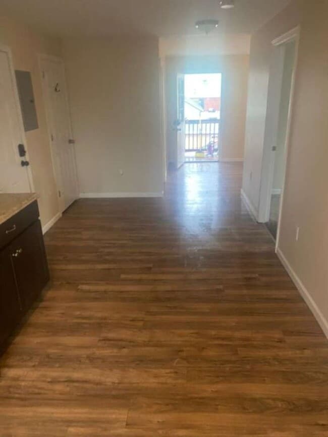 32 North St in Warren, MA - Building Photo - Building Photo